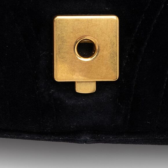 Gucci Matelasse Velvet GG Marmont Small Flap Shoulder Bag - Picture 10 of 15